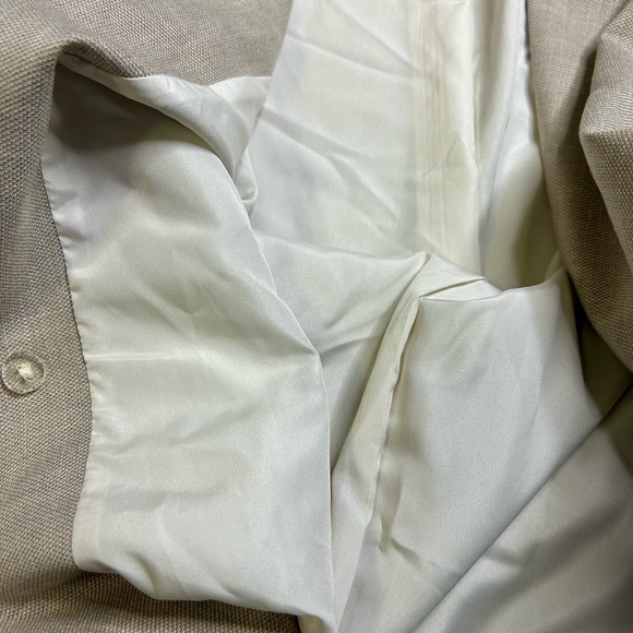 H&M XXL Oversized Beige Blazer SKU A7 - Picture 7 of 8